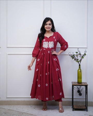 Womens comfortable and look classy pure mul mul cotton pant set with work detailing Red