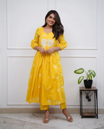 Womens comfortable and look classy pure mul mul cotton pant set with work detailing