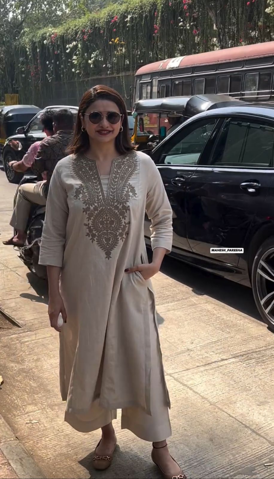 Classy Women's Beige Embroidered Kurta Set – Elegant Ethnic Wear