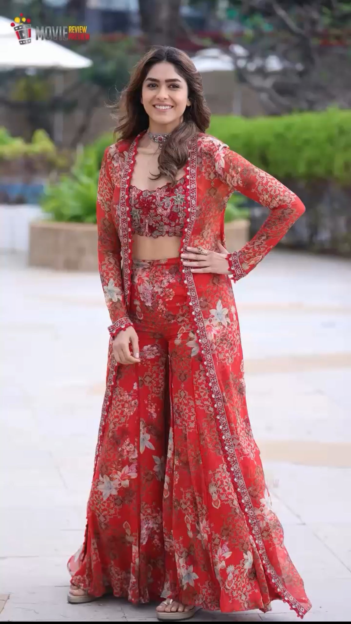 Murnal shrug set
