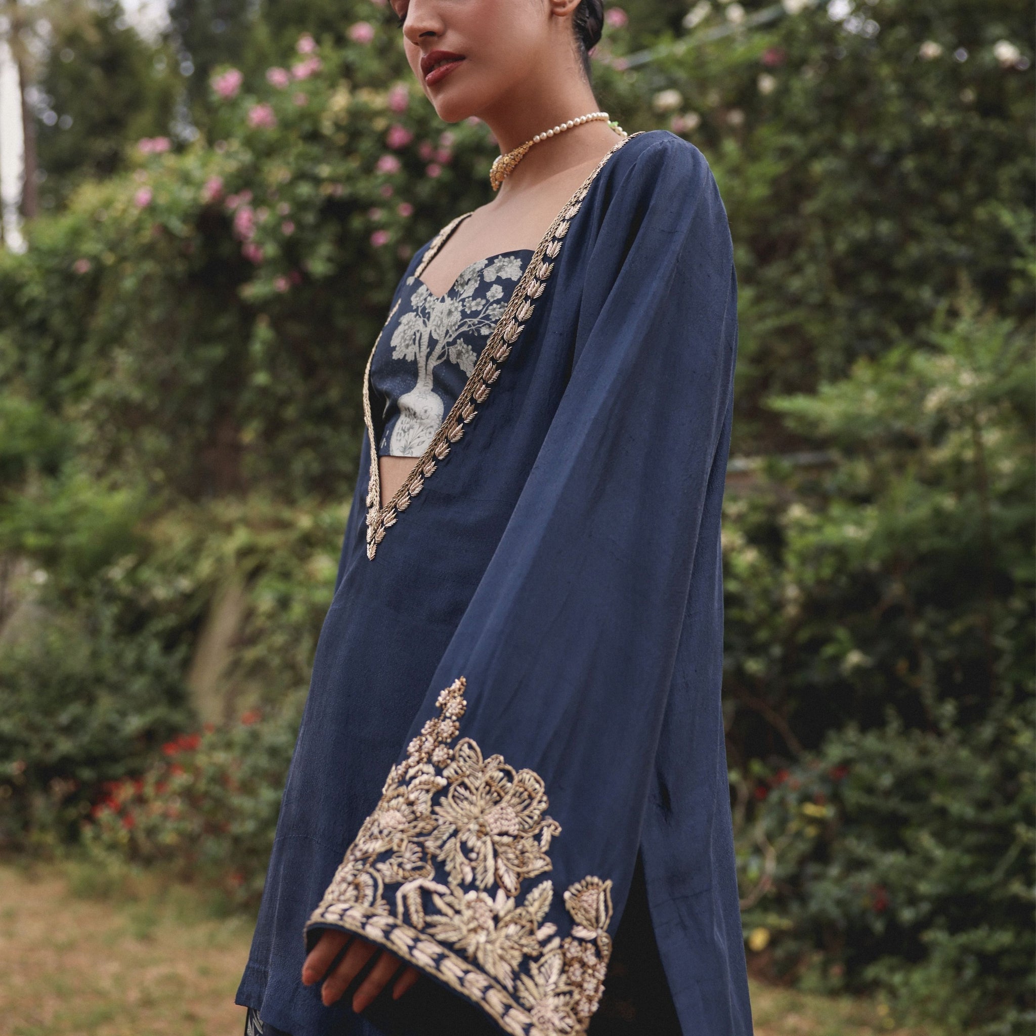 Navy blue floral Farsi