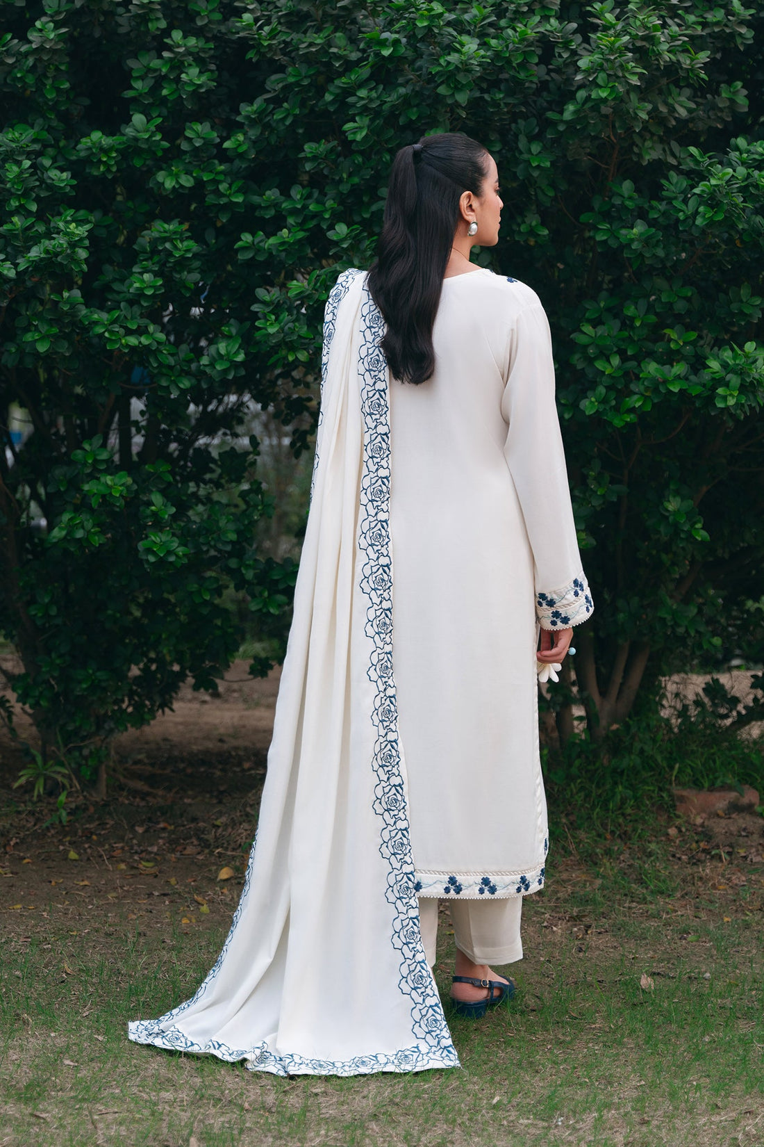 Women's White Cotton Embroidered 3-Piece Suit – Kurta, Pants & Dupatta